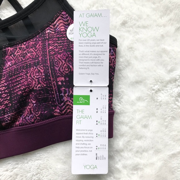 GAIAM | Align Medium-Impact Yoga Sports Bra - Picture 4 of 7